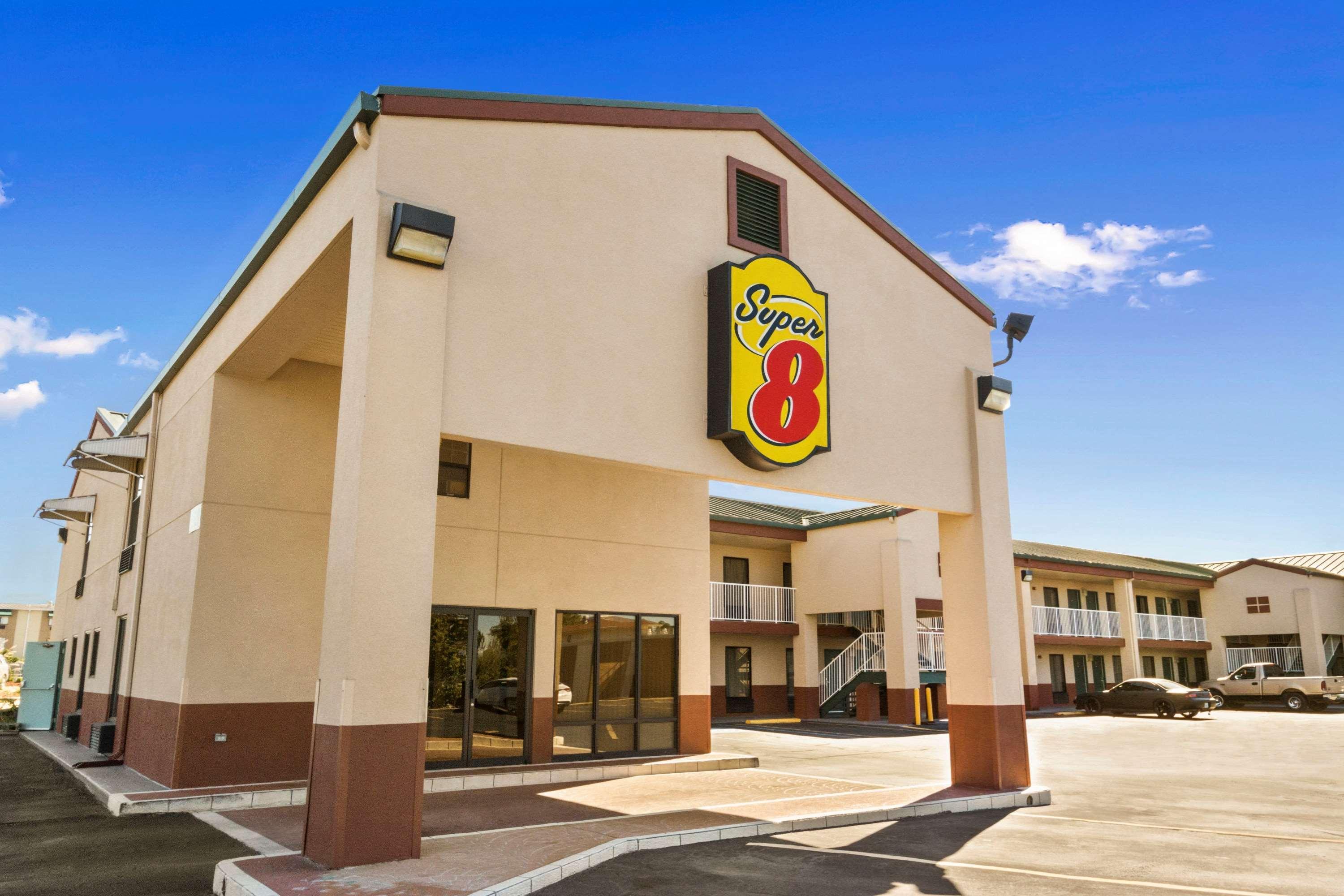 Super 8 By Wyndham Hattiesburg North מראה חיצוני תמונה